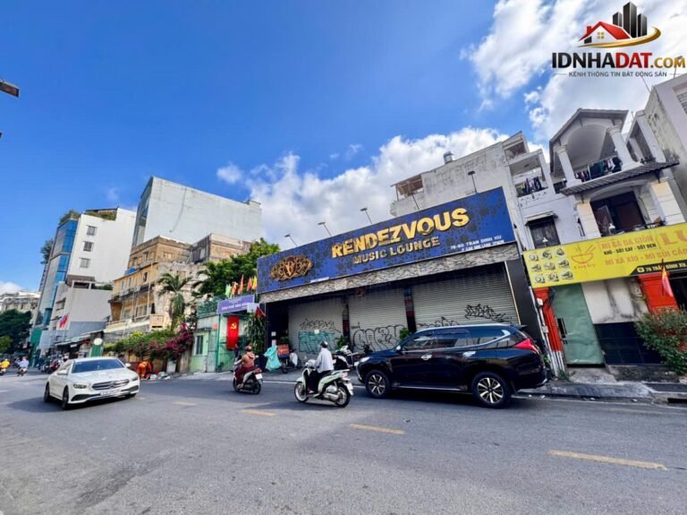 [Đánh Giá Bất Động Sản Sổ Đỏ] Căn Góc 2 Mặt Tiền Trần Đình Xu, Quận 1: Tiềm Năng Đầu Tư Cao