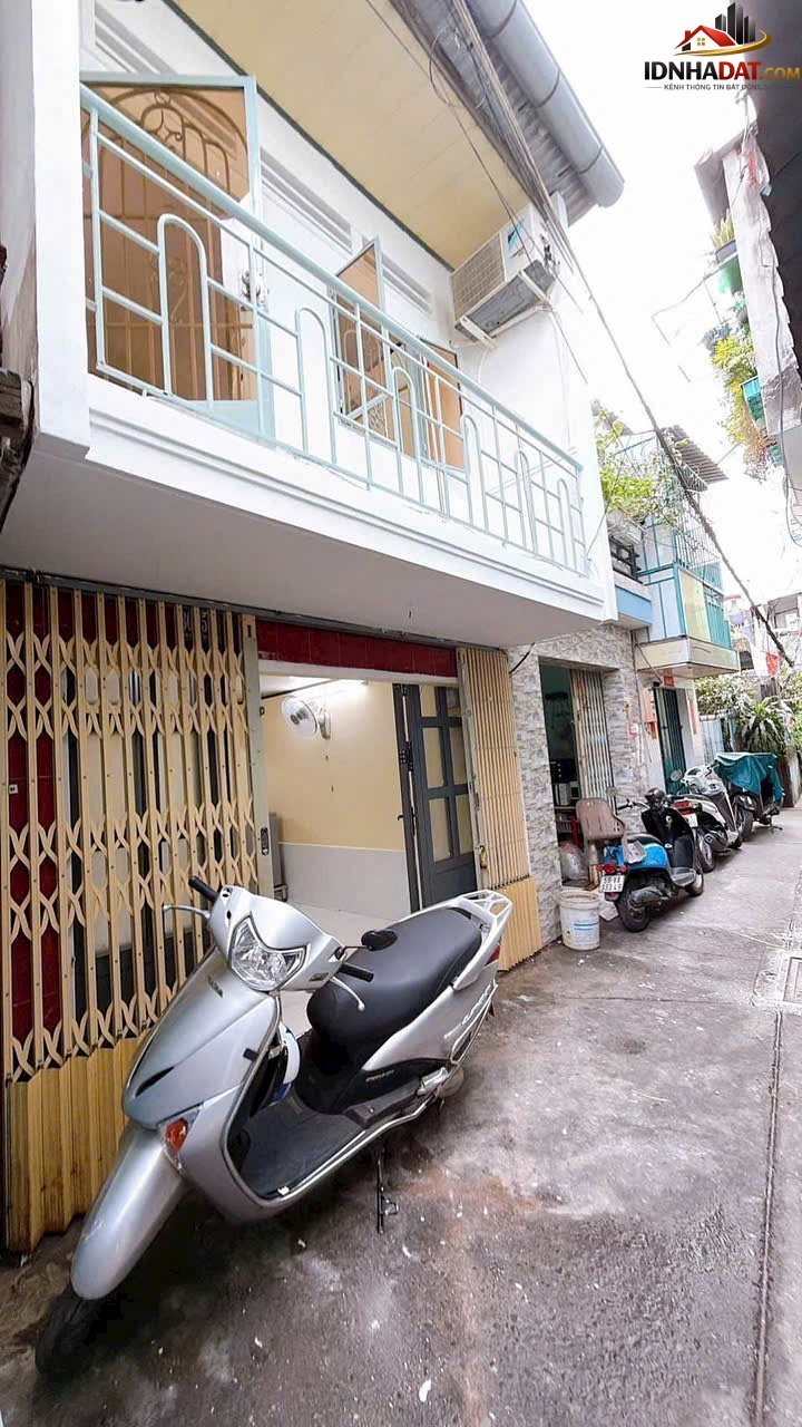 [Review Nhà Đất Sổ Đỏ] Nhà phố 24m2 tại Quận 4, sát Quận 1, TP Hồ Chí Minh với pháp lý sổ đỏ rõ ràng