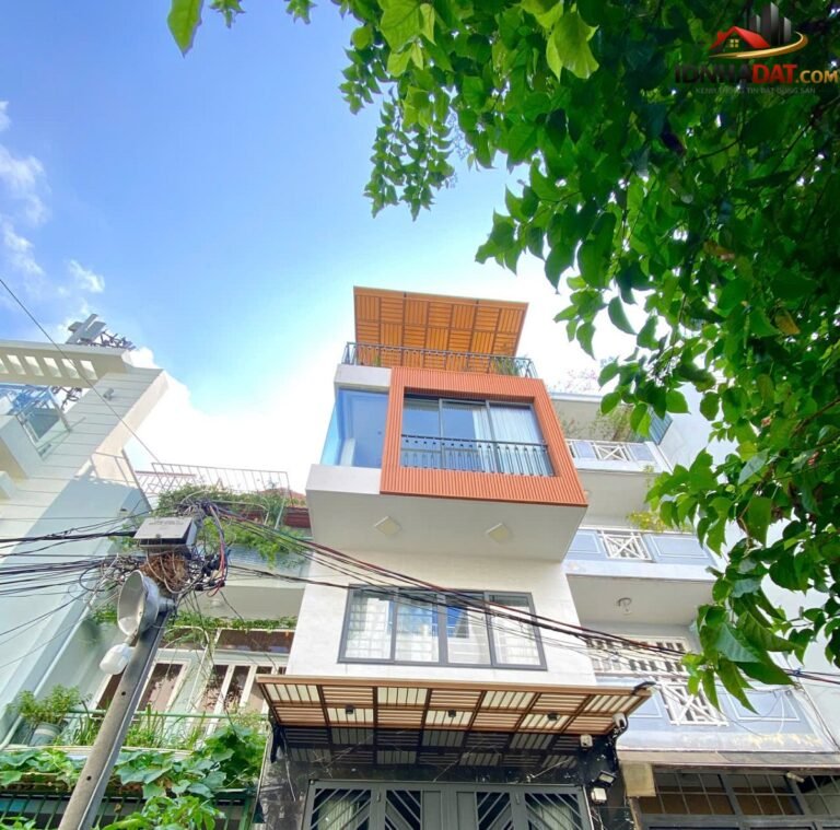 [Đánh Giá Bất Động Sản Sổ Đỏ] Nhà Hẻm Xe Hơi 4 Tầng Tại Quốc Hương, Thảo Điền, Quận 2 – Tiềm Năng Khai Thác Cao