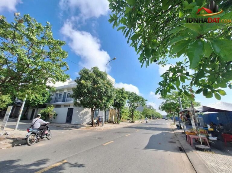 [Đánh Giá Bất Động Sản Sổ Đỏ] Nền đất thổ cư 98m2 KDC Đào Sư Tích, Quận 7 – Vị trí thuận lợi, sổ đỏ chính chủ