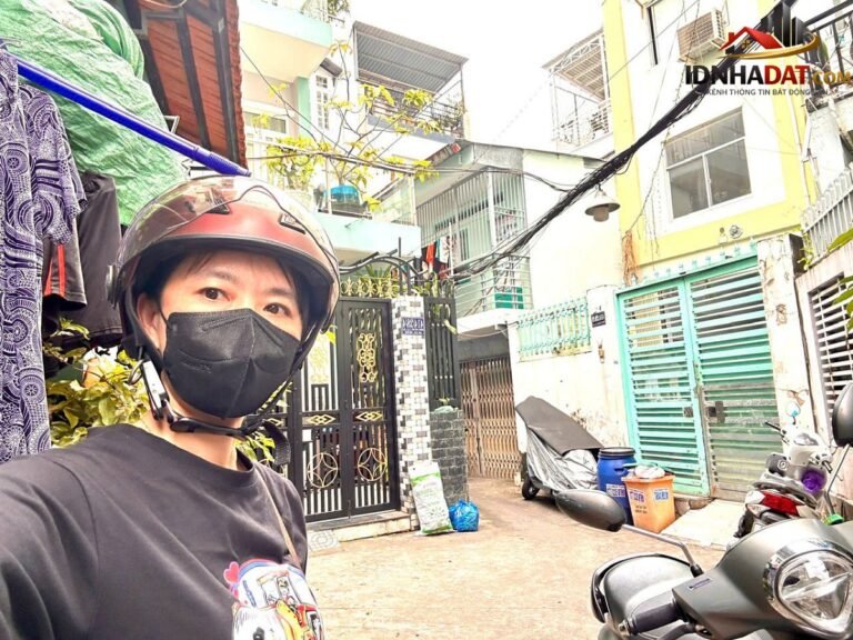 [Đánh Giá Bất Động Sản Sổ Đỏ] Nhà trọ 17 phòng cho thuê tại Đường Đoàn Văn Bơ, TP HCM – Pháp lý sổ đỏ, doanh thu ổn định 48 triệu/tháng