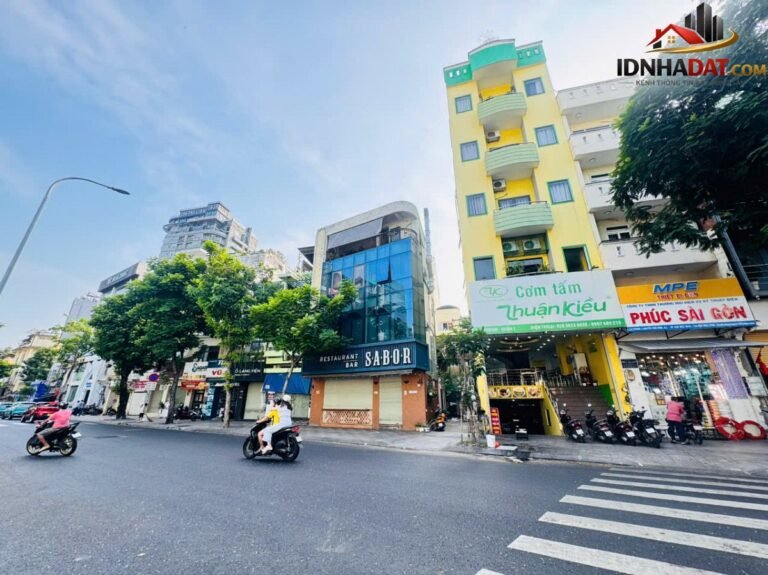 [Đánh Giá Bất Động Sản Sổ Đỏ] Nhà phố 280m2 tại Phường Nguyễn Thái Bình, Quận 1, TP.HCM – Vị trí đắc địa với pháp lý sổ đỏ