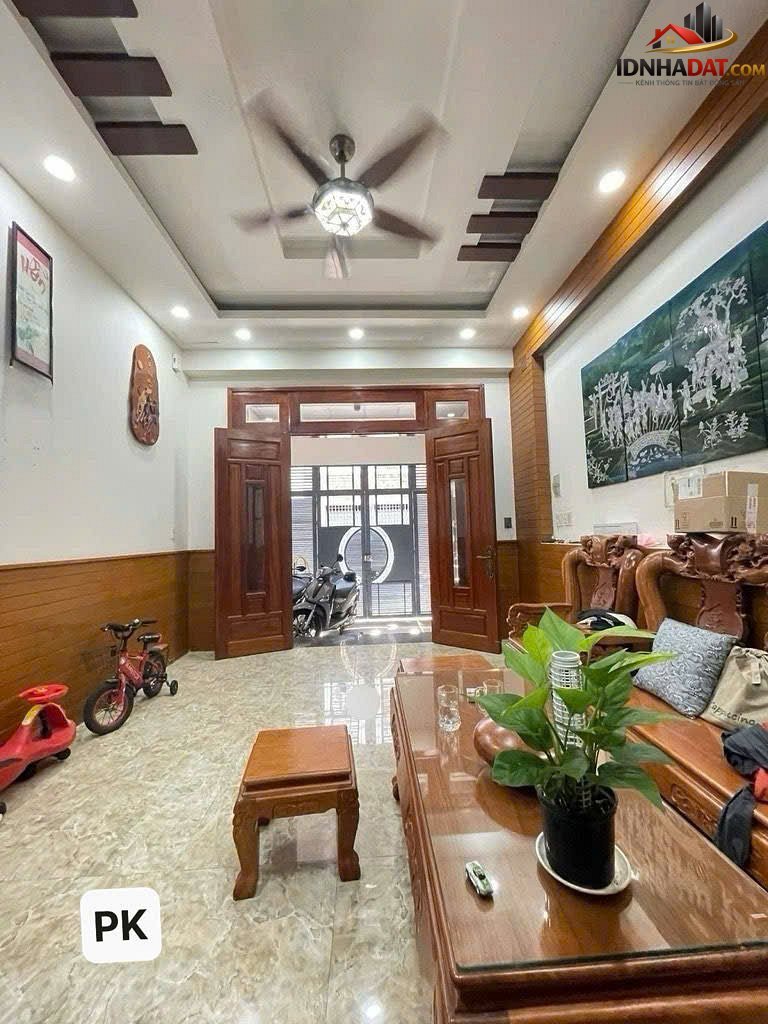 [Đánh Giá Bất Động Sản Sổ Đỏ] Nhà phố 80m2 tại Đường Độc Lập, Tân Phú – Vị trí thuận tiện, pháp lý sổ đỏ rõ ràng