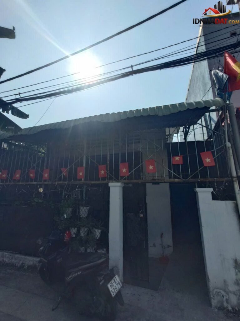 [Review Nhà Đất Sổ Đỏ] Nhà phố thổ cư 82m2 ngang 6m tại Trường Thọ, TP HCM, pháp lý rõ ràng, gần Vành Đai 2