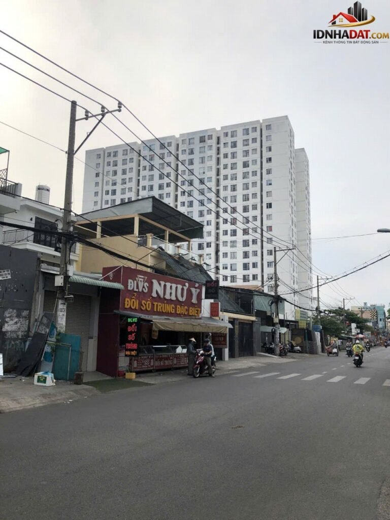 [Đánh Giá Bất Động Sản Sổ Đỏ] Đất thổ cư mặt tiền Trần Quang Cơ, Phường Phú Thạnh, Quận Tân Phú – Cơ hội đầu tư tiềm năng với sổ đỏ rõ ràng