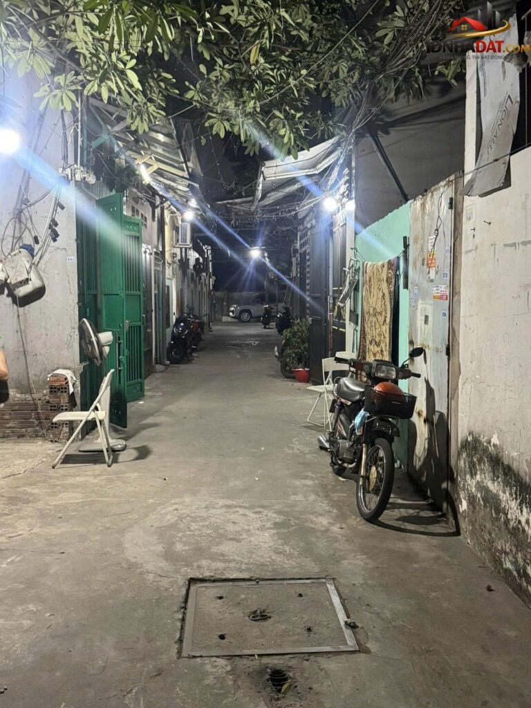 [Review Nhà Đất Sổ Đỏ] Bán đất thổ cư có sổ đỏ Tân Thới Nhất Quận 12, 64m2 giá 4,2 tỷ – Tiềm năng phát triển rõ rệt