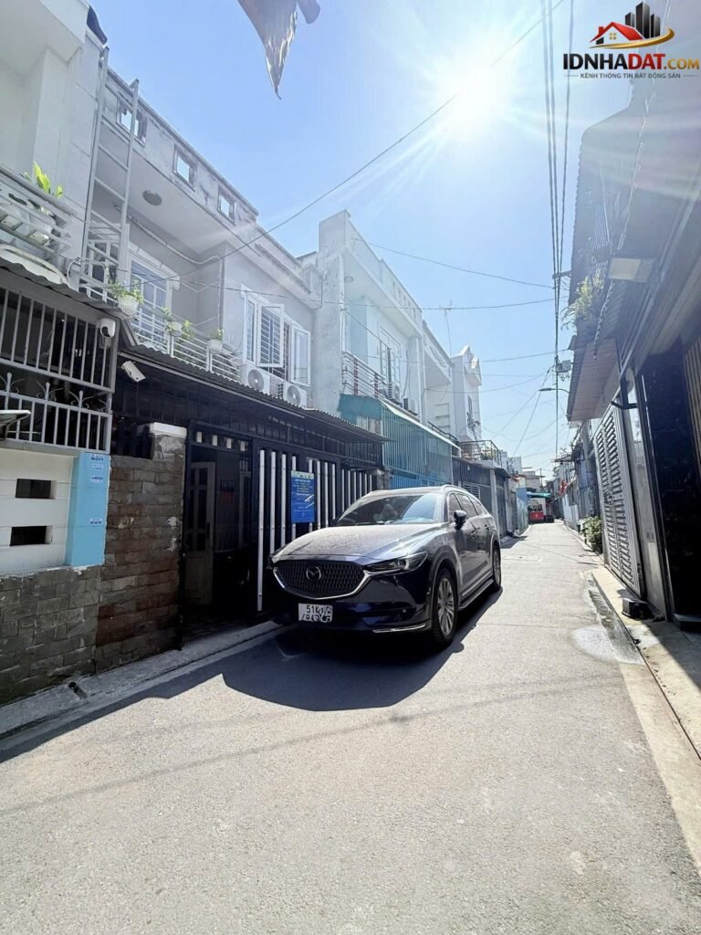 [Đánh Giá Bất Động Sản Sổ Đỏ] Nhà phố 2 tầng tại Phường Tân Thới Hiệp, Quận 12 – Sổ đỏ đầy đủ, giá trị đầu tư cao