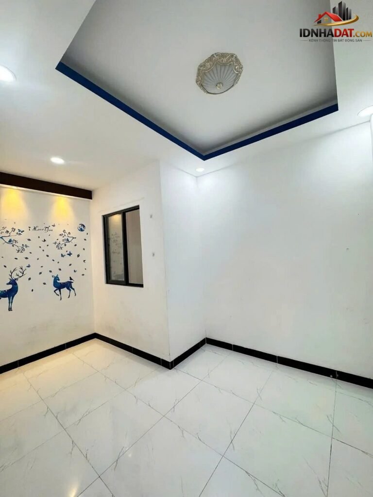[Đánh Giá Bất Động Sản Sổ Đỏ] Nhà 3 Tầng 52m2 Gần Đường Nguyễn Duy Trinh, Quận 9, TP.HCM – Pháp Lý Sổ Đỏ Rõ Ràng
