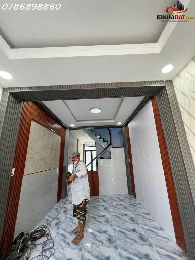 [Review Nhà Đất Sổ Đỏ] Nhà Hẻm 2 Mặt Đường Trần Xuân Soạn, Quận 7: Sổ Đỏ, Giá Tốt, Tiềm Năng Tăng Giá