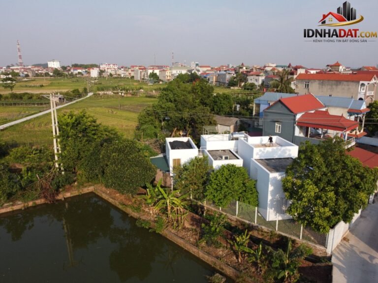 [Đánh Giá Bất Động Sản Sổ Đỏ] Đất Thổ Cư Sổ Đỏ Tại Sóc Sơn: Vị Trí Tiềm Năng & Pháp Lý Rõ Ràng