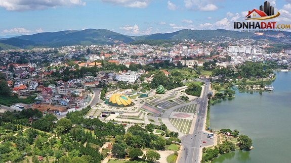 [Đánh Giá Bất Động Sản Sổ Đỏ] Đất Thổ Cư Có Sổ Đỏ Tại Lâm Đồng: Tiềm Năng Tăng Giá Đáng Chú Ý