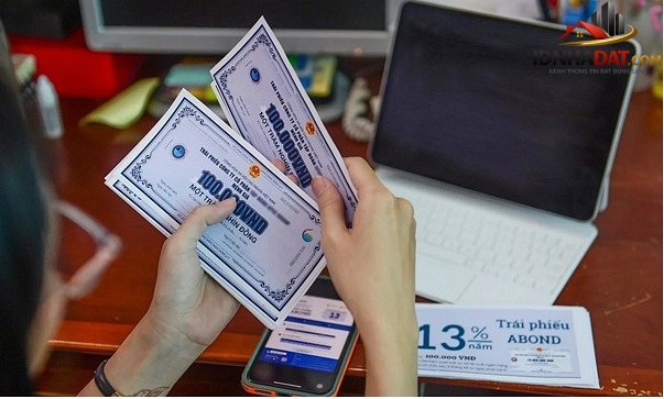 [Đánh Giá Bất Động Sản Sổ Đỏ] Nhà Đất Thổ Cư Có Sổ Đỏ Tại TP Hồ Chí Minh: Vị Trí Thuận Lợi và Pháp Lý Rõ Ràng