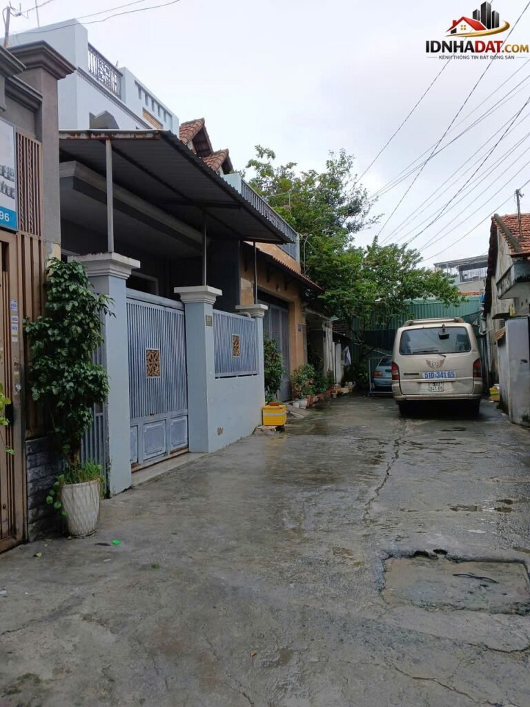 [Review Nhà Đất Sổ Đỏ] Bán nhà phố thổ cư có sổ đỏ tại Đường Phan Huy Ích, Gò Vấp – Vị trí đắc địa, pháp lý rõ ràng