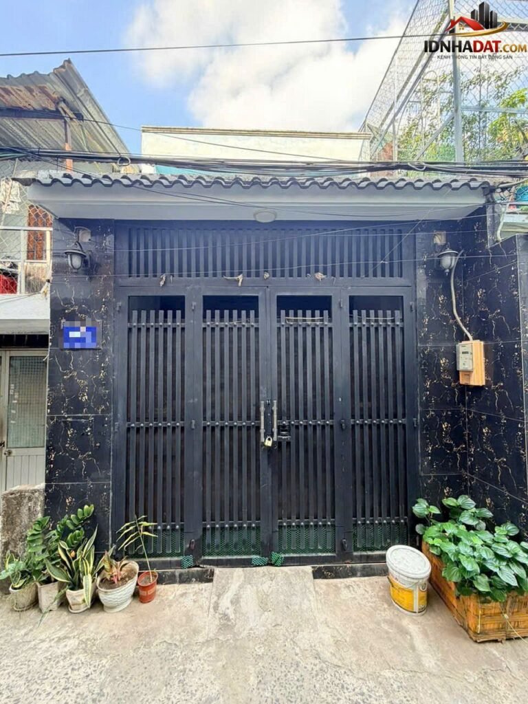 [Đánh Giá Bất Động Sản Sổ Đỏ] Nhà phố 4,2m x 19m tại Hiệp Thành, Quận 12 – Pháp lý sổ đỏ đầy đủ, vị trí thuận lợi