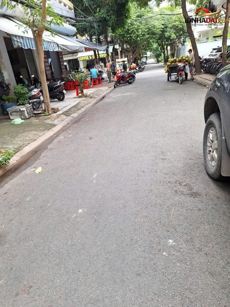 [Đánh Giá Bất Động Sản Sổ Đỏ] Nhà phố tại Đường Chung cư Thanh Niên, Quận Tân Bình – Vị trí kinh doanh sầm uất