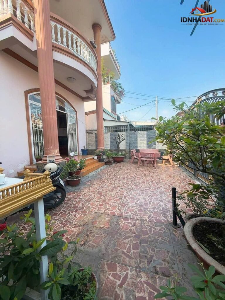 [Đánh Giá Bất Động Sản Sổ Đỏ] Biệt thự sân vườn 200m2 tại đường Man Thiện, Thủ Đức – Pháp lý sổ đỏ rõ ràng
