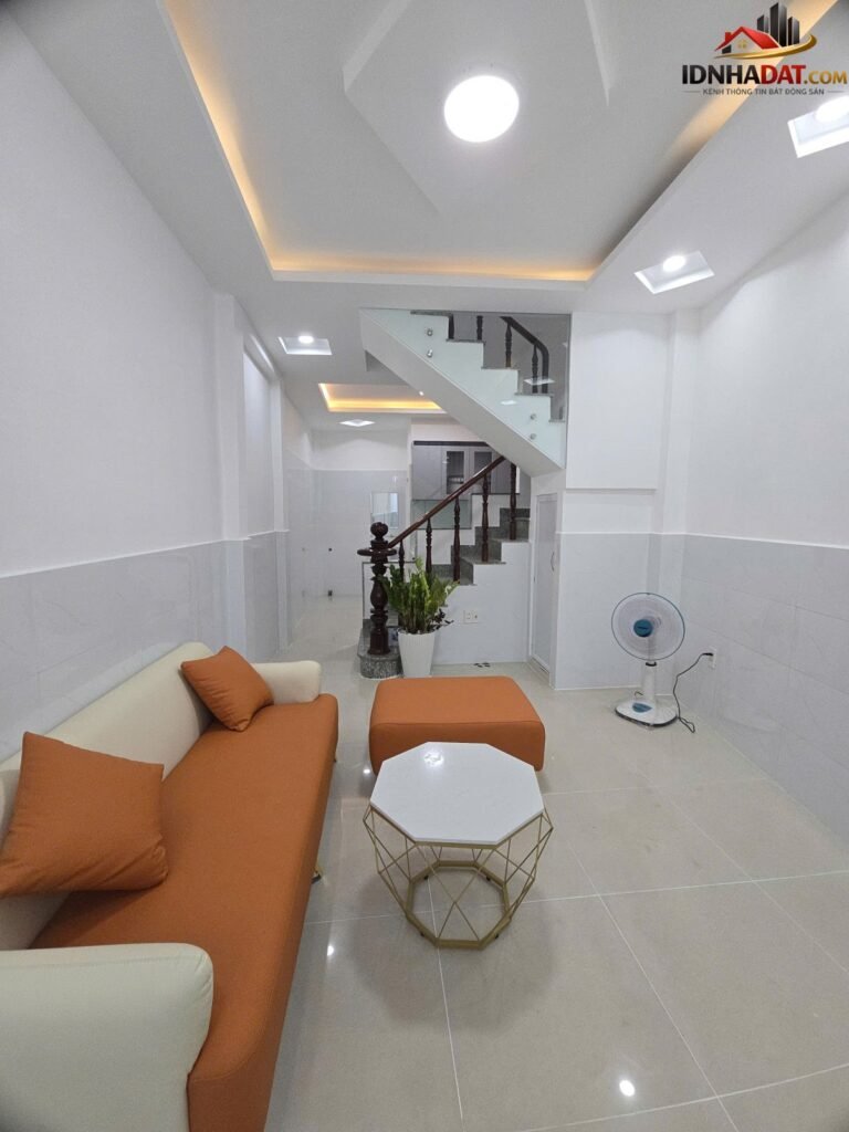 [Đánh Giá Bất Động Sản Sổ Đỏ] Nhà Mặt Phố 2 Tầng 40m2 Trương Công Định, Tân Bình – Pháp Lý Sổ Đỏ Rõ Ràng