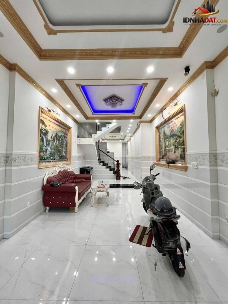 [Đánh Giá Bất Động Sản Sổ Đỏ] Nhà Mặt Tiền Khu Ẩm Thực Nguyễn Nhữ Lãm, Quận Tân Phú, TP.HCM – Pháp Lý Sổ Đỏ Rõ Ràng