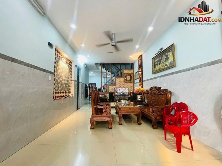 [Đánh Giá Bất Động Sản Sổ Đỏ] Nhà phố 89m2 mặt tiền hẻm xe tải Đường Thoại Ngọc Hầu, Quận Tân Phú – Pháp lý rõ ràng, tiềm năng khai thác cao