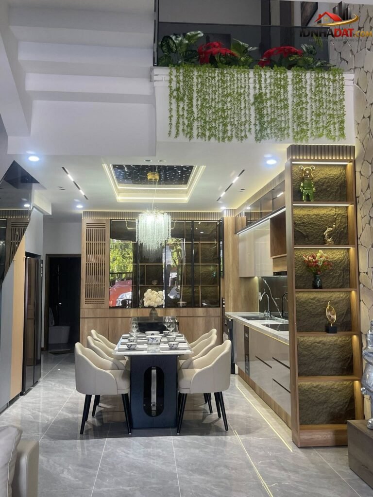 [Đánh Giá Bất Động Sản Sổ Đỏ] Nhà phố 3 tầng tại Đường Thanh Lương 19, Hòa Xuân, Đà Nẵng với pháp lý sổ đỏ rõ ràng