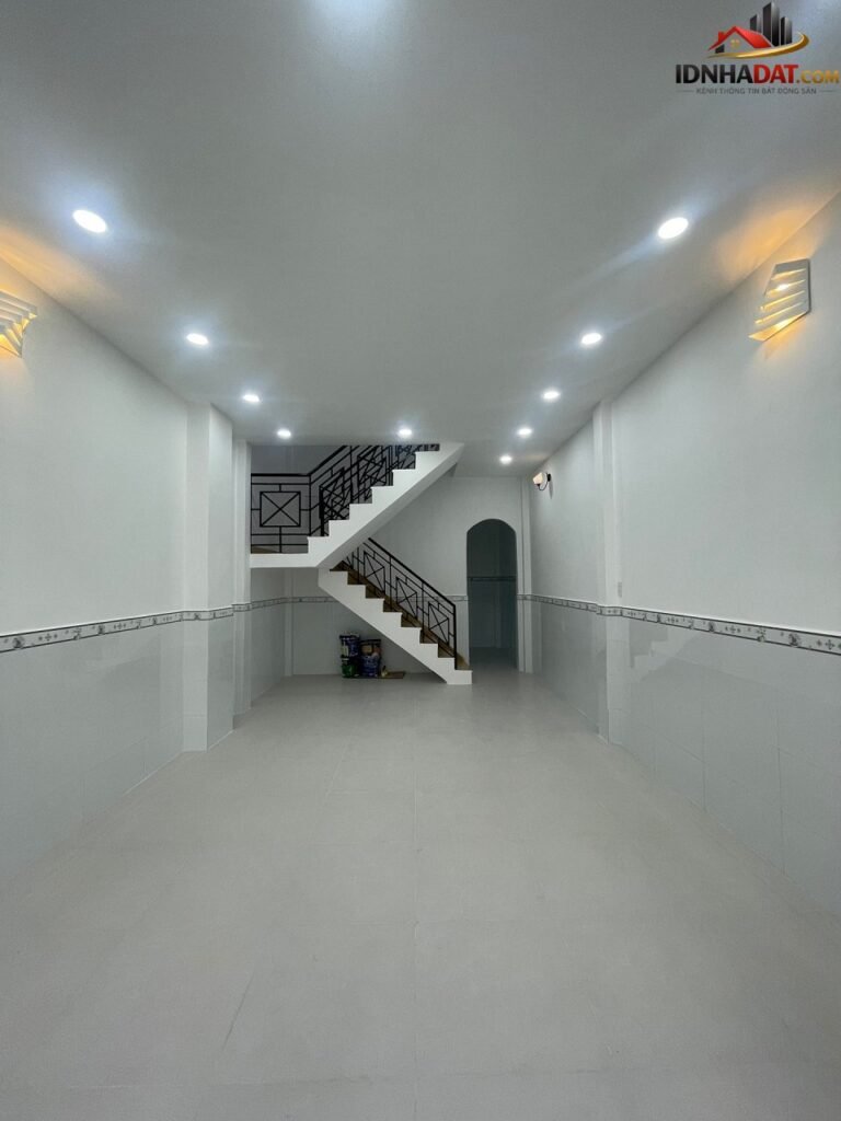 [Đánh Giá Bất Động Sản Sổ Đỏ] Nhà phố 47m2 sửa đẹp tại đường Nguyễn Phúc Chu, Tân Bình, HCM với pháp lý sổ đỏ