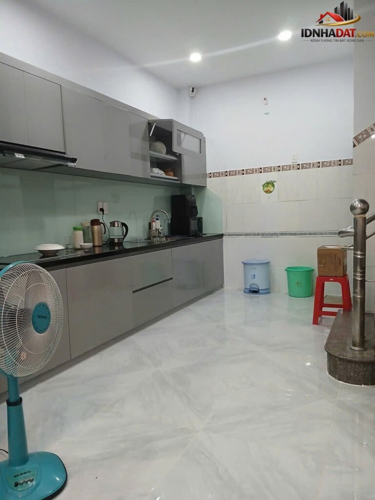 [Review Nhà Đất Sổ Đỏ] Nhà Mặt Tiền Đường 179 Phường Tân Phú, TP.HCM – Pháp Lý Sổ Đỏ Rõ Ràng