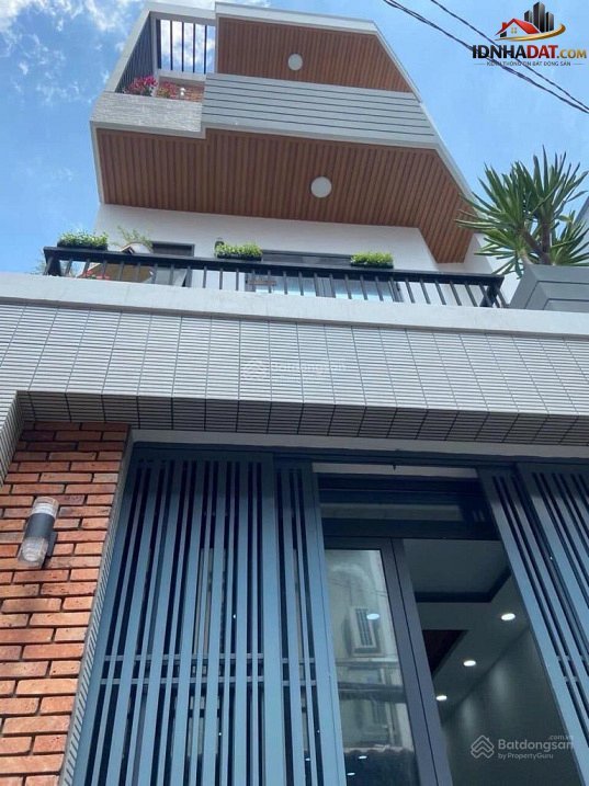 [Đánh Giá Bất Động Sản Sổ Đỏ] Nhà phố 3 tầng tại Quận 8, Hồ Chí Minh – Vị trí trung tâm, pháp lý rõ ràng