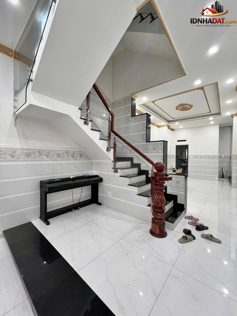 Mặt tiền khu ẩm thực Nguyễn Nhữ Lãm 89m2 3 tầng chỉ 10.399 Bán nhà đất Đường Nguyễn Nhữ Lãm – Phường cũ Tân Phú Quận Tân Phú – Phường mới Tân Phú – Thành phố Hồ Chí Minh