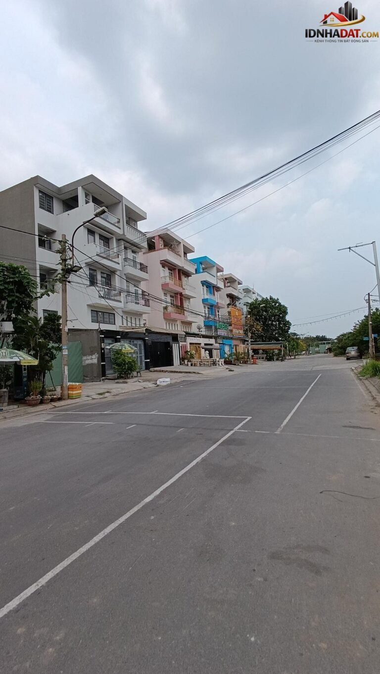 [Đánh Giá Bất Động Sản Sổ Đỏ] Đất thổ cư có sổ đỏ 105m2 tại khu dân cư Quận 8, TP.HCM – Pháp lý rõ ràng