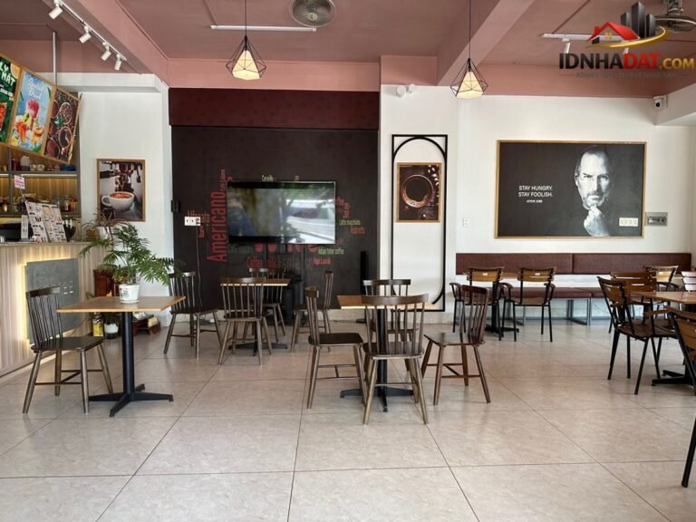 [Đánh Giá Bất Động Sản Sổ Đỏ] Nhà Mặt Tiền 4 Tầng, Phú Lợi Quận 8: Vị Trí Đắc Địa với Pháp Lý Sổ Đỏ Rõ Ràng