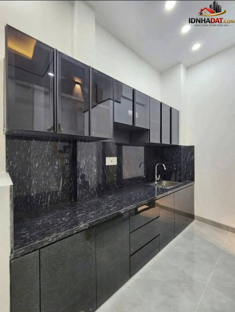[Review Nhà Đất Sổ Đỏ] Nhà Hẻm Xe Tải 40m2 Chỉ 6.5 Tỷ Tại Quận 8, Hồ Chí Minh – Pháp Lý Rõ Ràng, Tiện Ích Hoàn Hảo
