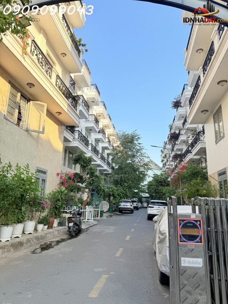 [Đánh Giá Bất Động Sản Sổ Đỏ] Nhà phố 5 tầng tại Thạnh Xuân, Quận 12: Tiềm năng đầu tư với pháp lý rõ ràng