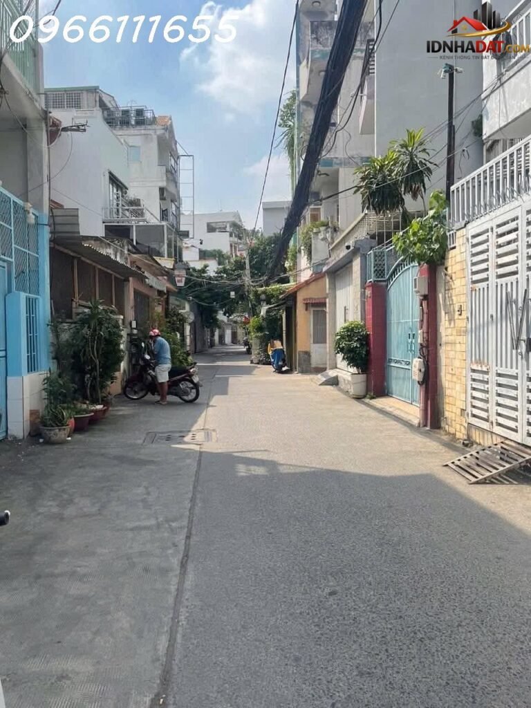 [Đánh Giá Bất Động Sản Sổ Đỏ] Nhà phố lô góc 2 mặt hẻm tại Đường Trần Quang Diệu, Quận 14, TP HCM với pháp lý sổ đỏ rõ ràng