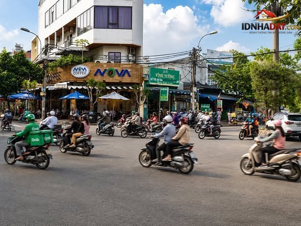 [Đánh Giá Bất Động Sản Sổ Đỏ] Nhà mặt tiền 102m2 tại Đường CN11, Quận Tân Phú – Vị trí đắc địa, pháp lý rõ ràng