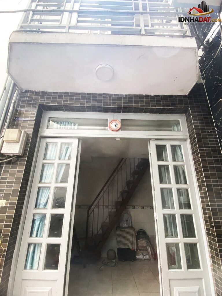[Đánh Giá Bất Động Sản Sổ Đỏ] Nhà đất thổ cư có sổ đỏ Đường Huỳnh Tấn Phát, Quận 7, TP.HCM – Vị trí thuận tiện, pháp lý rõ ràng