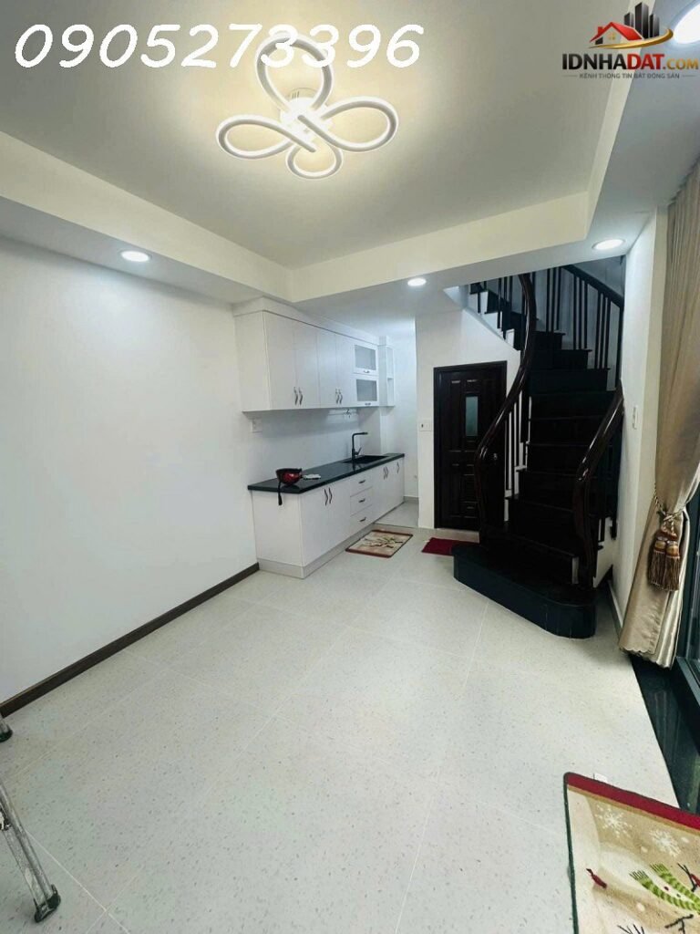 [Review Nhà Đất Sổ Đỏ] Nhà phố thổ cư có sổ đỏ tại Đường Út Tịch, Tân Bình – Vị trí đắc địa gần sân bay