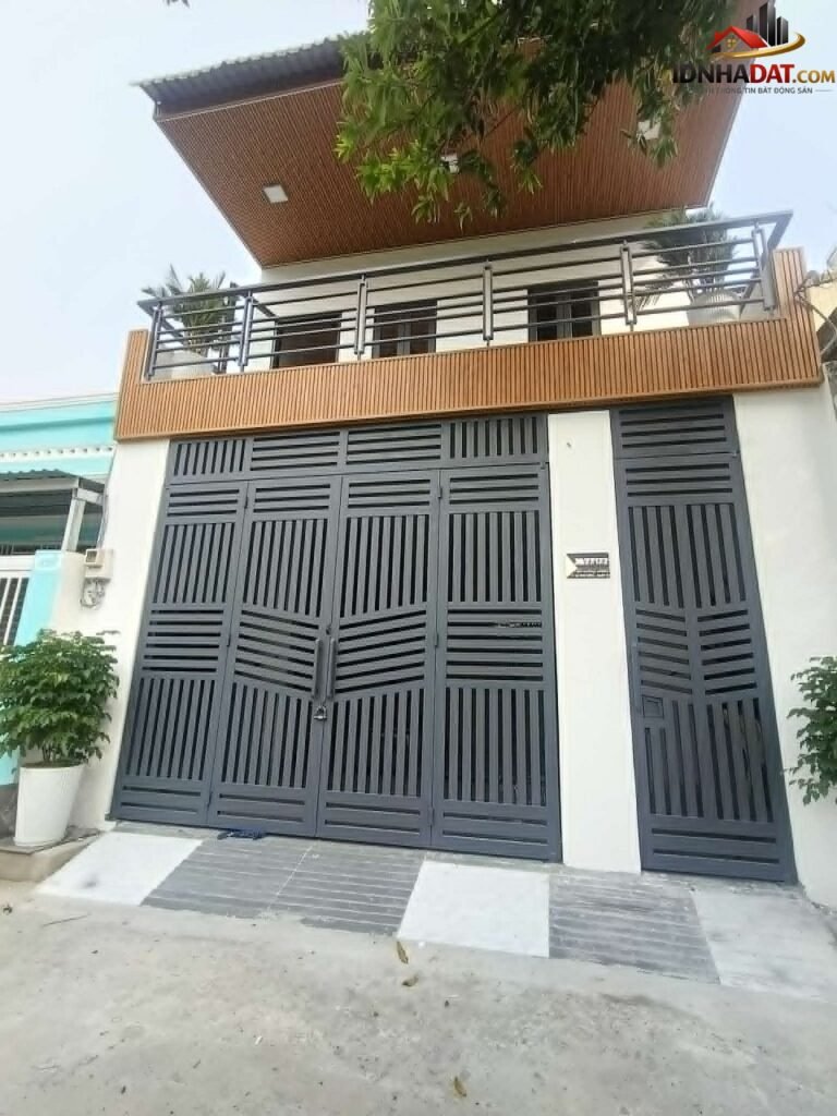 [Review Nhà Đất Sổ Đỏ] Nhà phố mới 100m2 full nội thất gần trường An Phú Đông, Quận 12, TP.HCM
