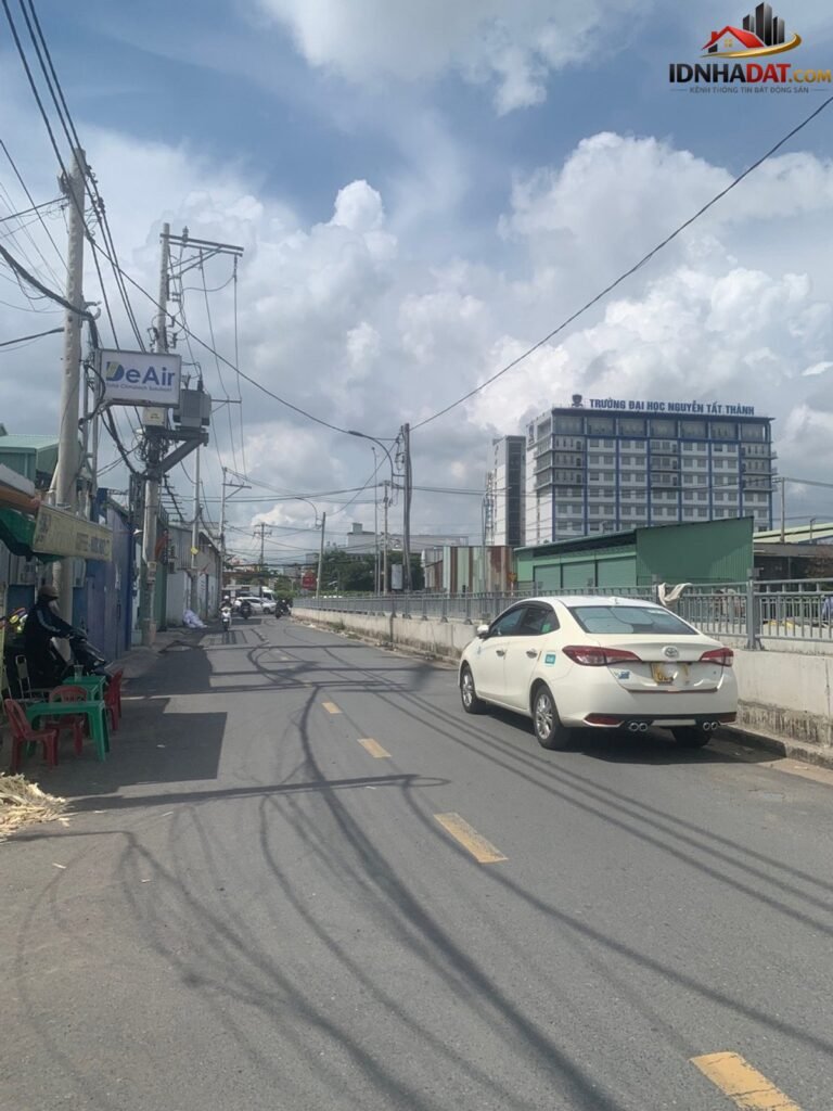 [Đánh Giá Bất Động Sản Sổ Đỏ] Đất Thổ Cư 371m2 Quốc Lộ 1A Gần ĐH Nguyễn Tất Thành, Giá 9.8 Tỷ