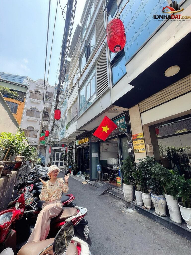 [Đánh Giá Bất Động Sản Sổ Đỏ] Nhà Mặt Tiền Đường Lê Thánh Tôn, Quận 1 – Pháp Lý Rõ Ràng, Tiềm Năng Đầu Tư Cao