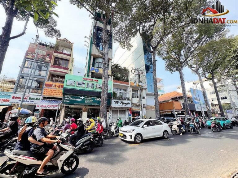 [Đánh Giá Bất Động Sản Sổ Đỏ] Nhà phố mặt tiền kinh doanh Đường Cao Thắng, Quận 3, TP.HCM – Vị trí đắc địa và pháp lý rõ ràng