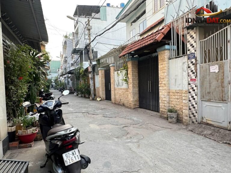 [Review Nhà Đất Sổ Đỏ] Bán Nhà Hẻm Xe Hơi Quận 12, Sổ Hồng Riêng, Gần Chợ Cầu Quang Trung