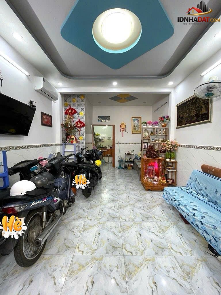 [Đánh Giá Bất Động Sản Sổ Đỏ] Nhà Phố 3 Tầng Đường Phú Thọ Hòa, Quận Tân Phú – Vị Trí Thuận Lợi, Pháp Lý Sổ Đỏ Rõ Ràng