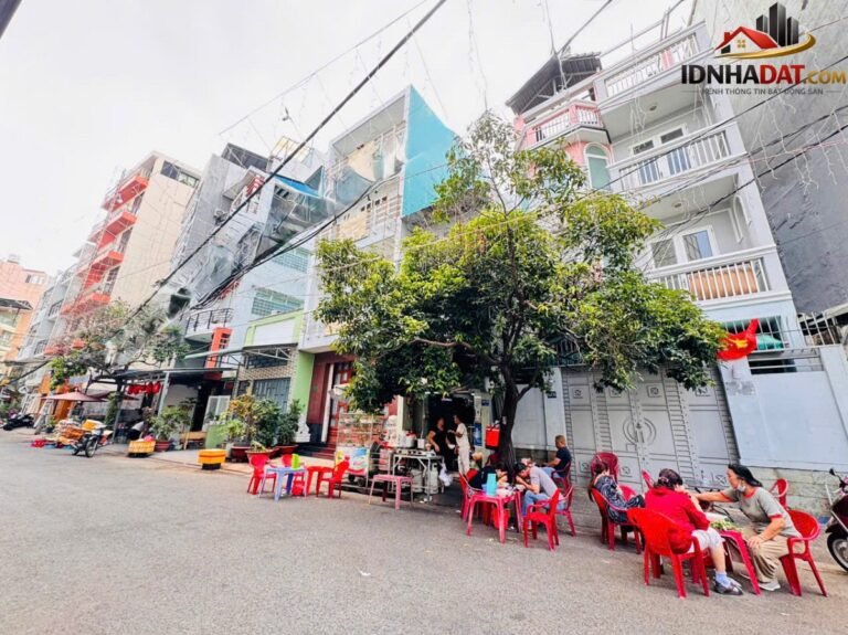 [Đánh Giá Bất Động Sản Sổ Đỏ] Nhà Phố 4 Tầng Đường Cách Mạng Tháng 8, Quận 3 – Vị Trí Đắc Địa, Pháp Lý Rõ Ràng