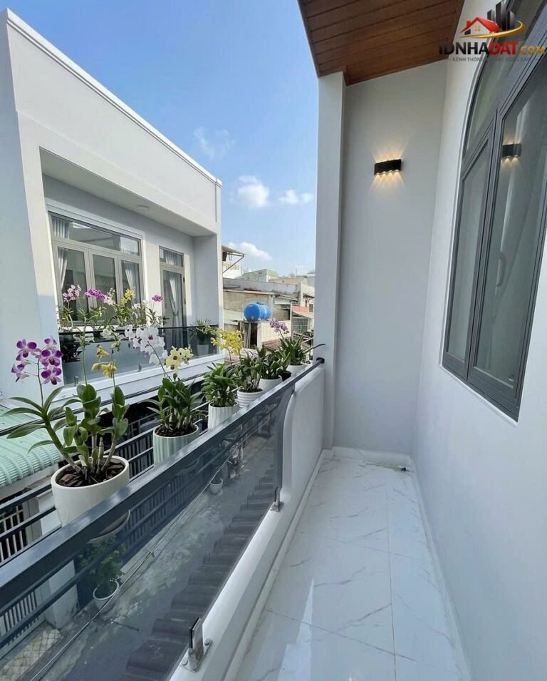 [Review Nhà Đất Sổ Đỏ] Nhà Đất Thổ Cư Sổ Đỏ 80m2 Ngã Tư Bốn Xã, Bình Tân, HCM – Vị Trí Đắc Địa, Giá Cạnh Tranh