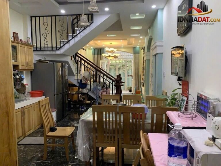 [Đánh Giá Bất Động Sản Sổ Đỏ] Nhà Phố 4 Tầng BTCT Hẻm Xe Hơi Tránh Đường Huỳnh Tấn Phát, Quận 7