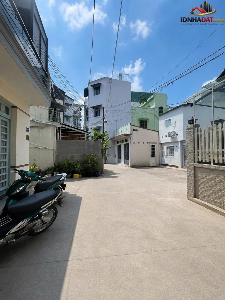 [Đánh Giá Bất Động Sản Sổ Đỏ] Nhà phố 2 lầu 45m2 hẻm xe hơi tại chợ Cây Quéo, Bình Thạnh