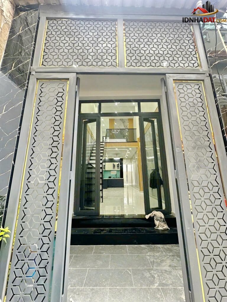 [Đánh Giá Bất Động Sản Sổ Đỏ] Nhà phố 3PN tại Đường Huỳnh Tân Phát, Quận 7 – Vị trí thuận lợi, pháp lý rõ ràng