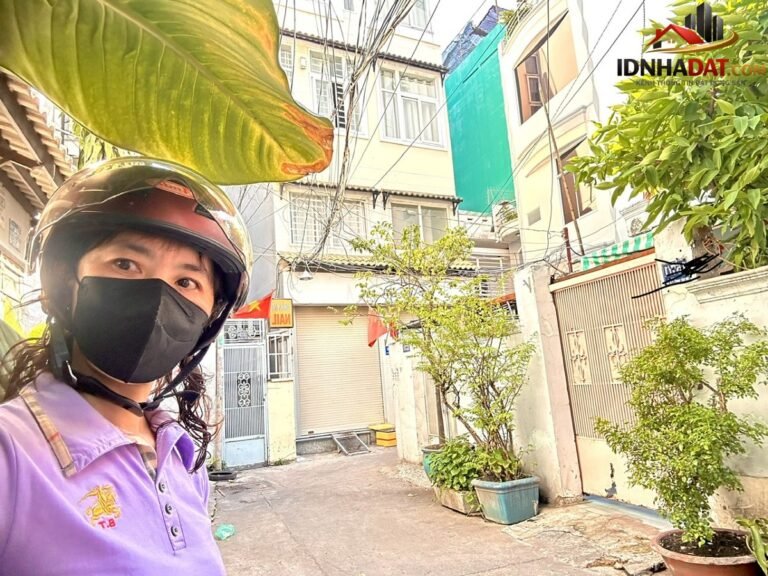 [Đánh Giá Bất Động Sản Sổ Đỏ] Nhà phố 4 tầng tại Tôn Thất Thuyết, Quận 4 – Vị trí đắc địa gần mặt tiền