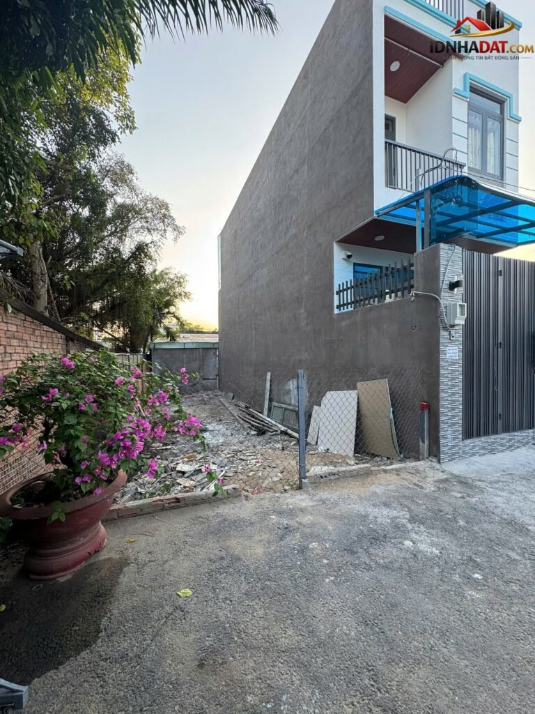 [Đánh Giá Bất Động Sản Sổ Đỏ] Lô đất thổ cư 68m2 gần Vinhomes Grand Park, Quận 9, TP.HCM – Pháp lý rõ ràng, vị trí thuận lợi