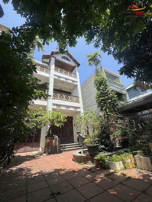[Review Nhà Đất Sổ Đỏ] Bán đất thổ cư có sổ đỏ tặng biệt thự 3 tầng tại Sơn Trà, Đà Nẵng